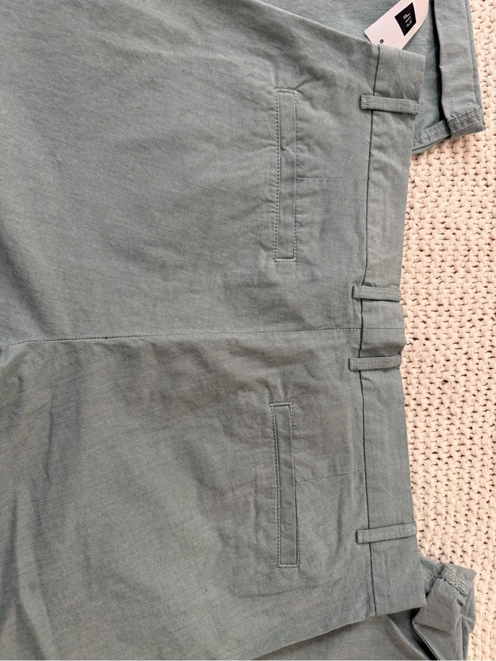 GAP Women’s Broken in straight Chinos in light denim NWT - Picture 4 of 5